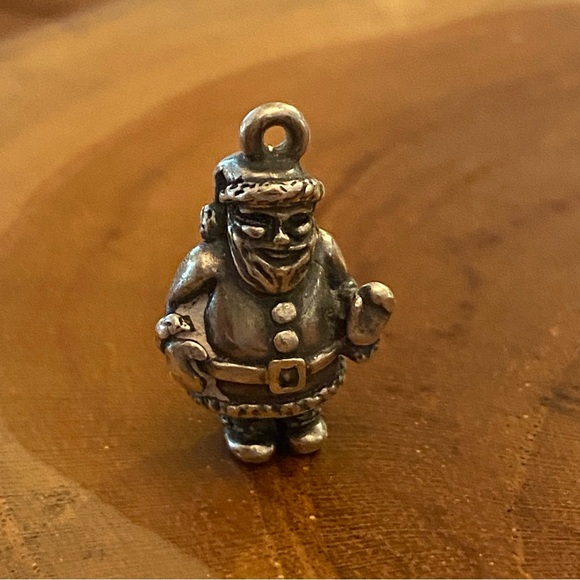 RETIRED James Avery 3D Santa Claus Charm, Sterling Silver